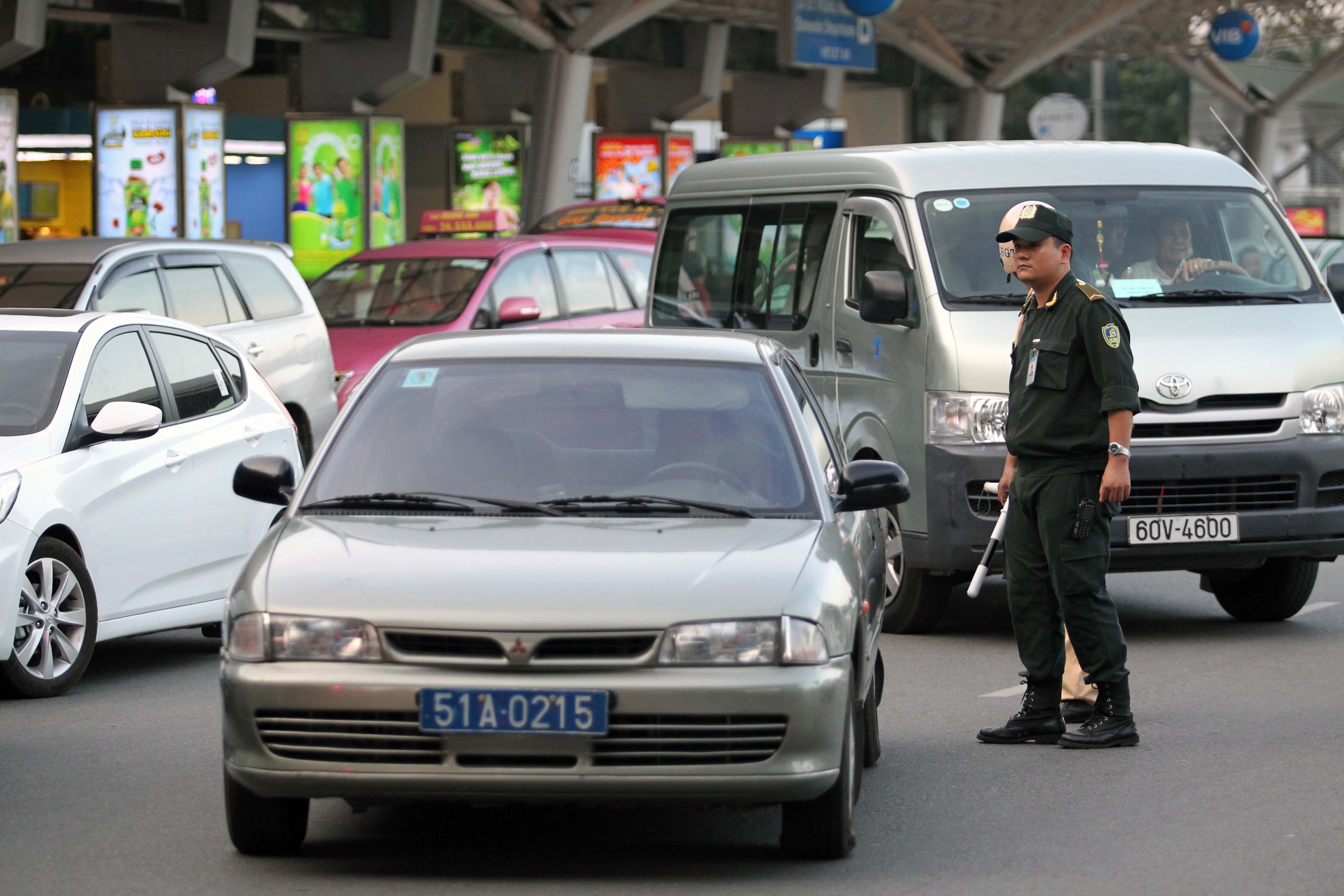 Chỉ một loại biển số xe: Ý kiến trái chiều