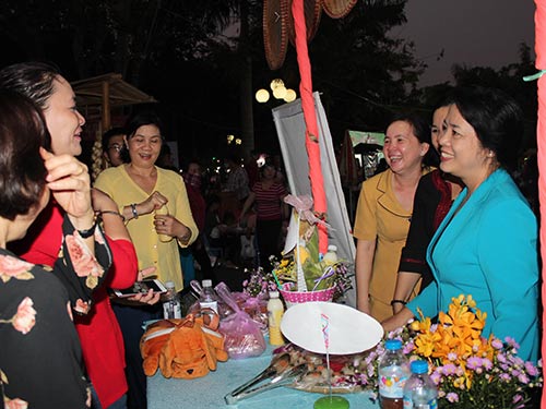 Kết nối những tấm lòng