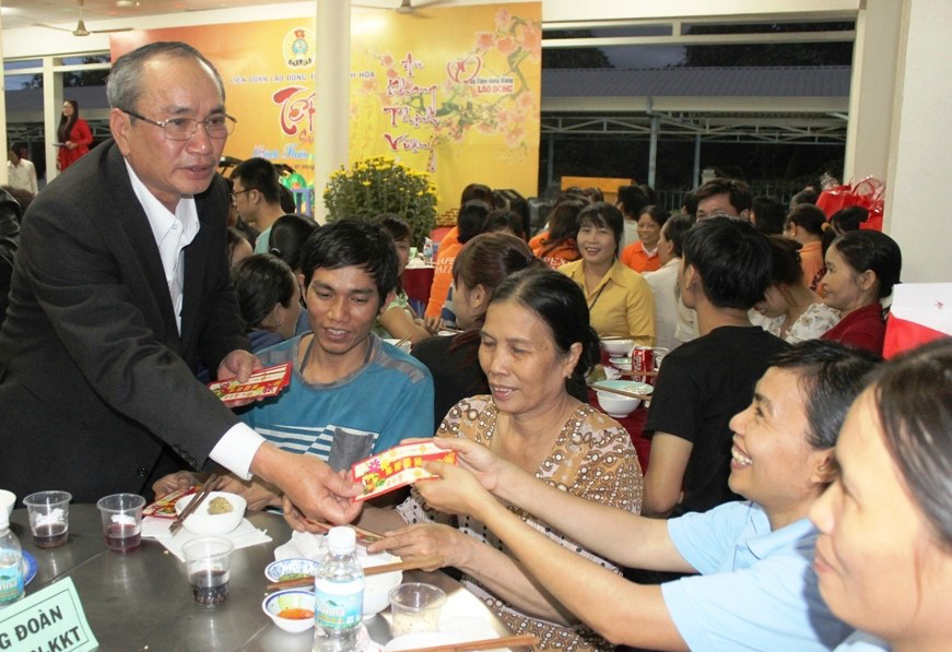 Trăn trở vì người lao động