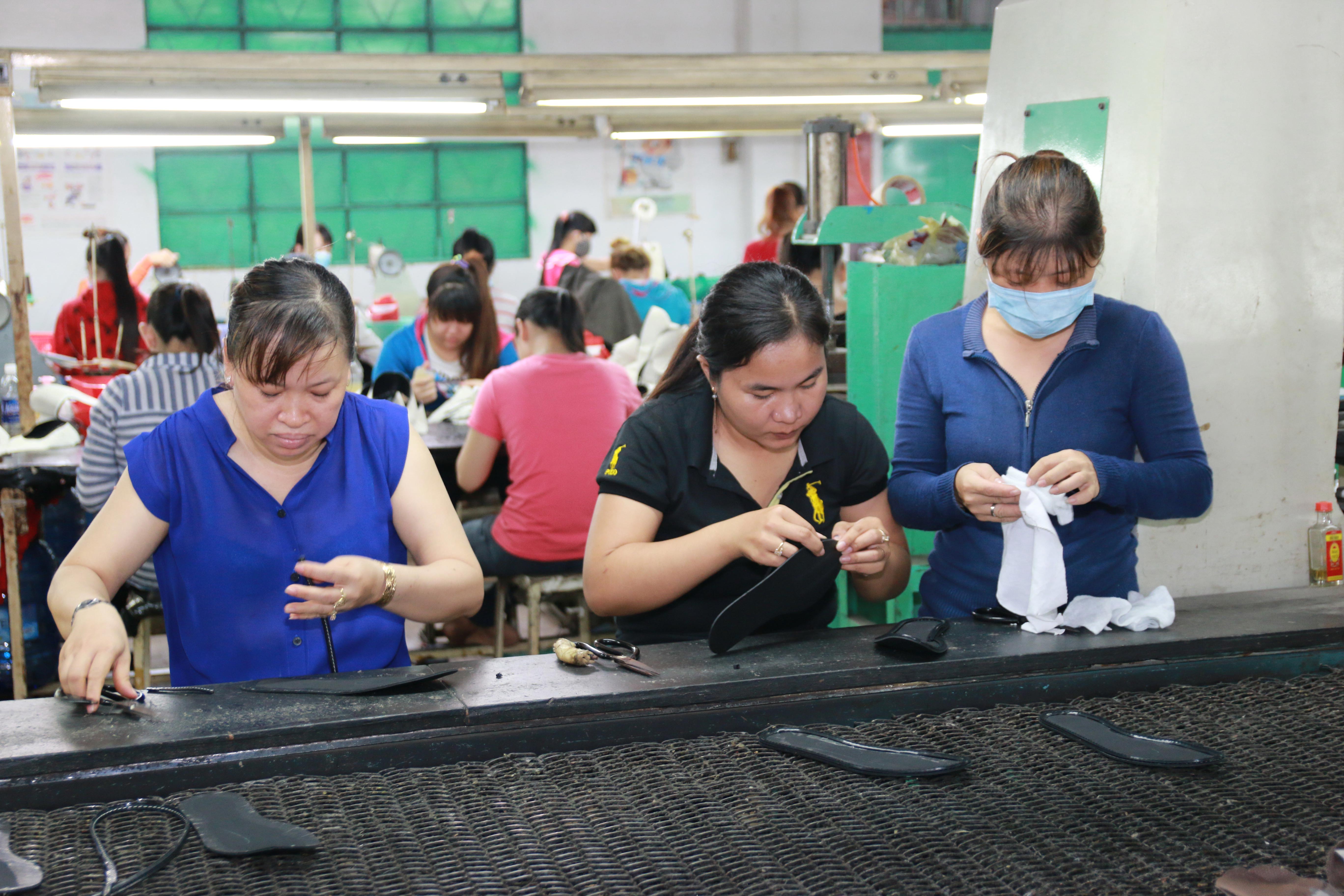 Công khai danh tính đơn vị nợ BHXH