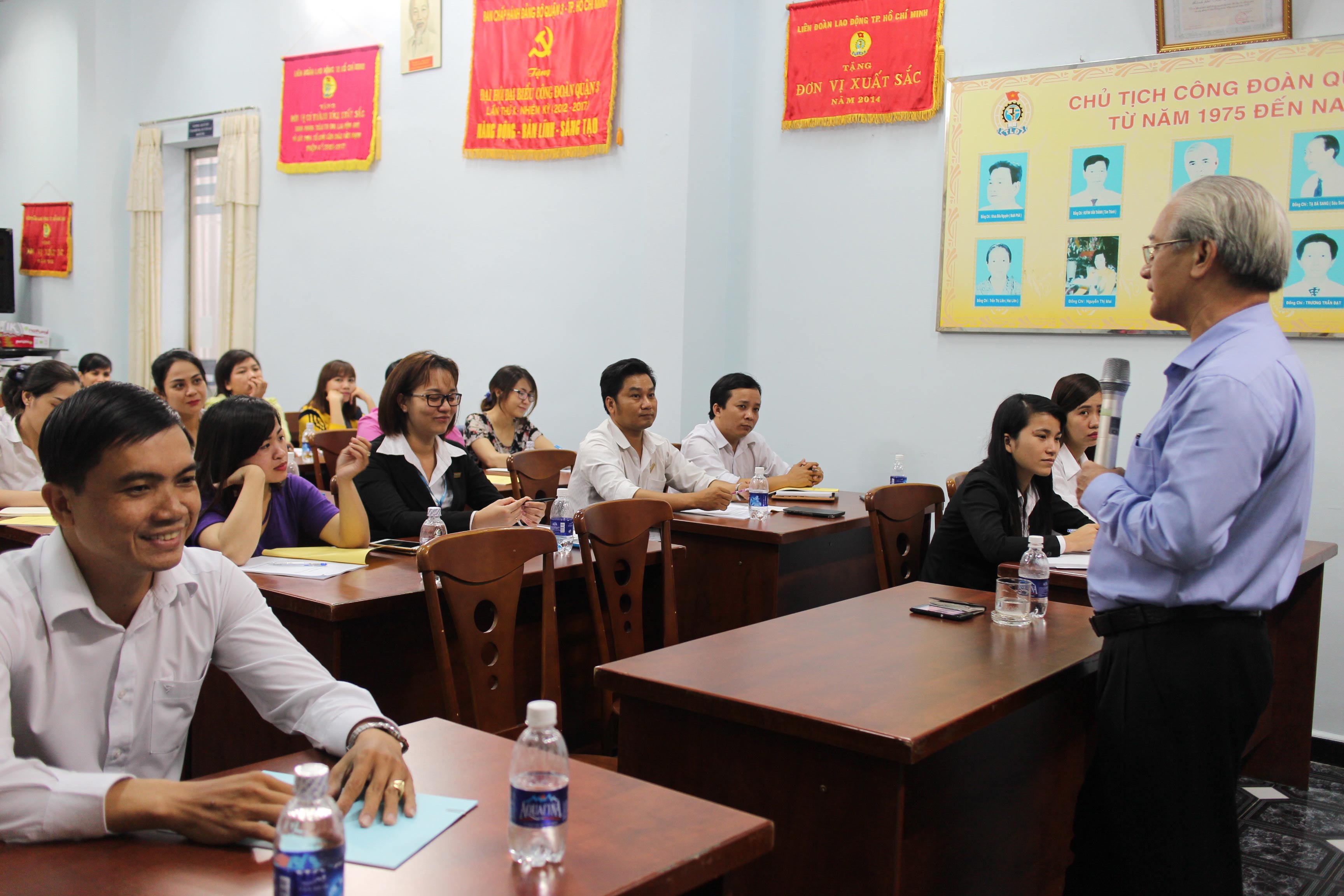Bồi dưỡng kỹ năng diễn thuyết cho cán bộ Công đoàn