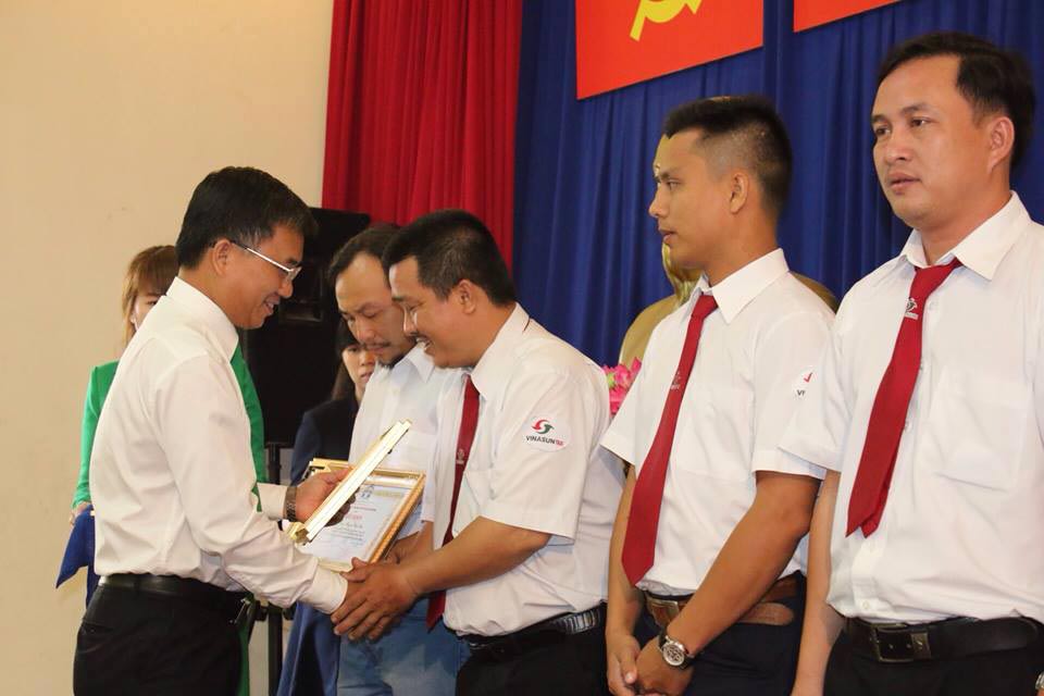HIỆP HỘI TAXI TP HCM: Khen thưởng 45 tài xế tiêu biểu