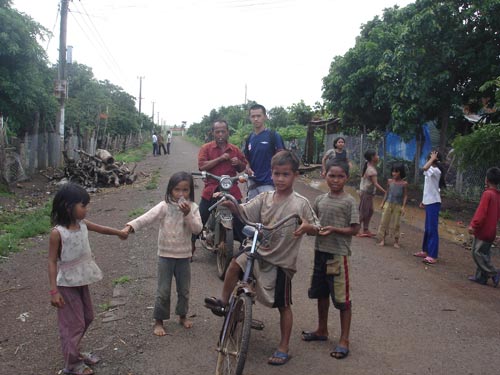 MA LAI, THUỐC THƯ VÀ NHỮNG KẾT CỤC ĐAU LÒNG (*): Xóa bỏ mảng tối tâm linh