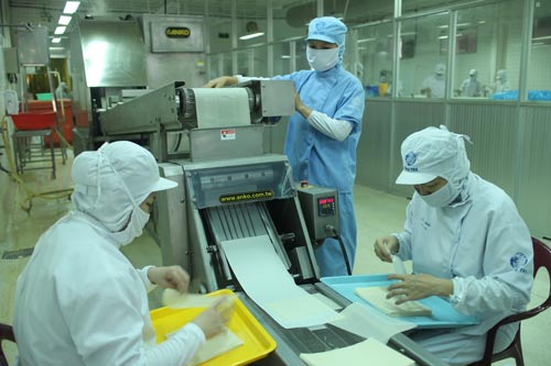 Không được cắt giảm các khoản phụ cấp