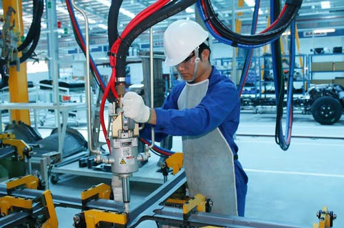 Khuyến khích CNVC-LĐ nâng cao tay nghề