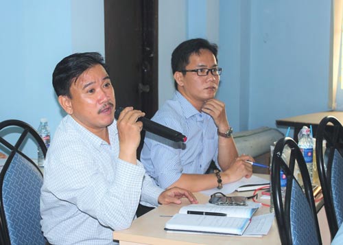 Cán bộ Công đoàn nêu thắc mắc tại buổi học sáng 21-9