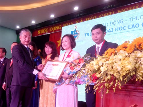 93% sinh viên tốt nghiệp có việc làm