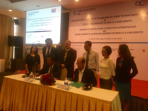 Trung tâm Thông tin tín dụng quốc gia Việt Nam và Công ty CP Hỗ trợ Dịch vụ Thanh toán Việt Phú ký kết thỏa thuận hợp tác