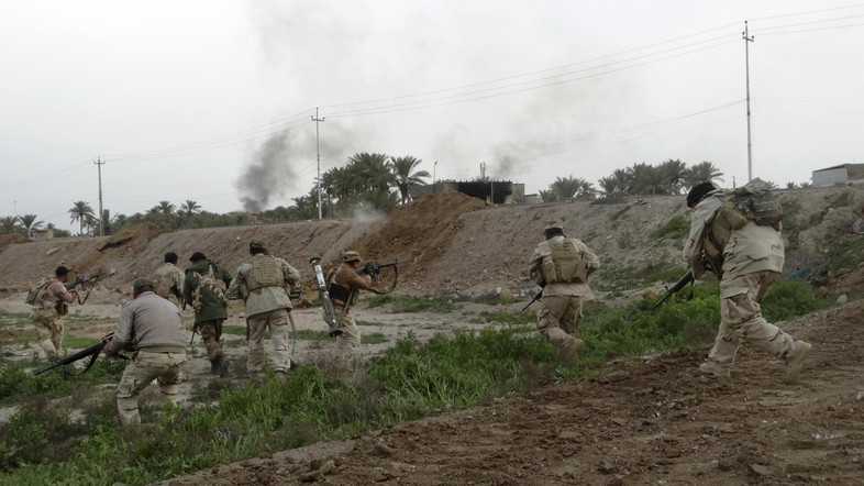 Iraq xây tường bảo vệ Baghdad trước IS