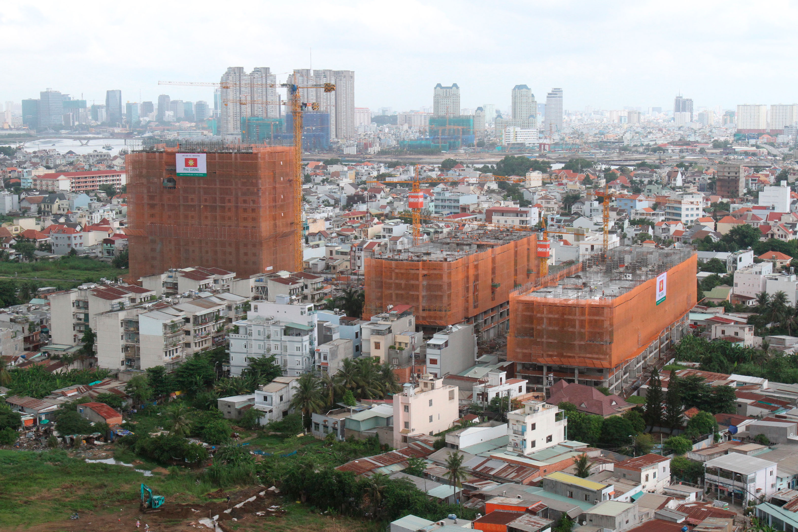 Mua nhà, hãy đợi đến cuối năm!