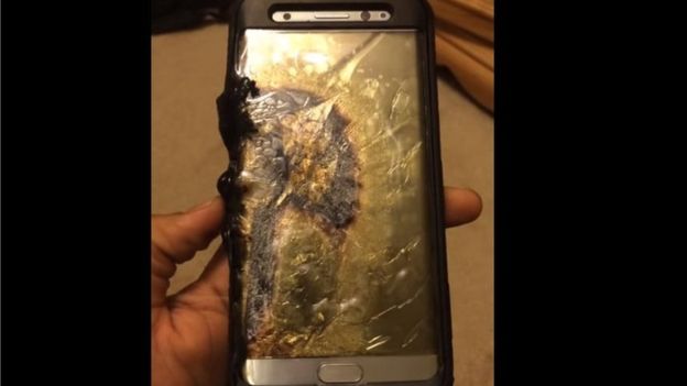 Galaxy Note 7 phát nổ vì lỗi pin. Ảnh: BBC