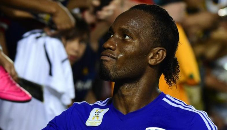 Chống đối HLV, Drogba bị phạt