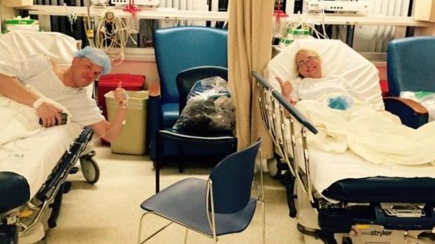 Christopher Dempsey quyết định hiến gan cho Heather Krueger, một người hoàn toàn xa lạ với anh khi đó. Ảnh: BBC
