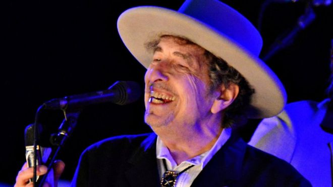 Bob Dylan l&ecirc;n tiếng về Nobel Văn học