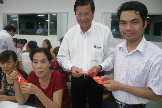 Tiếc gì một lời khen!