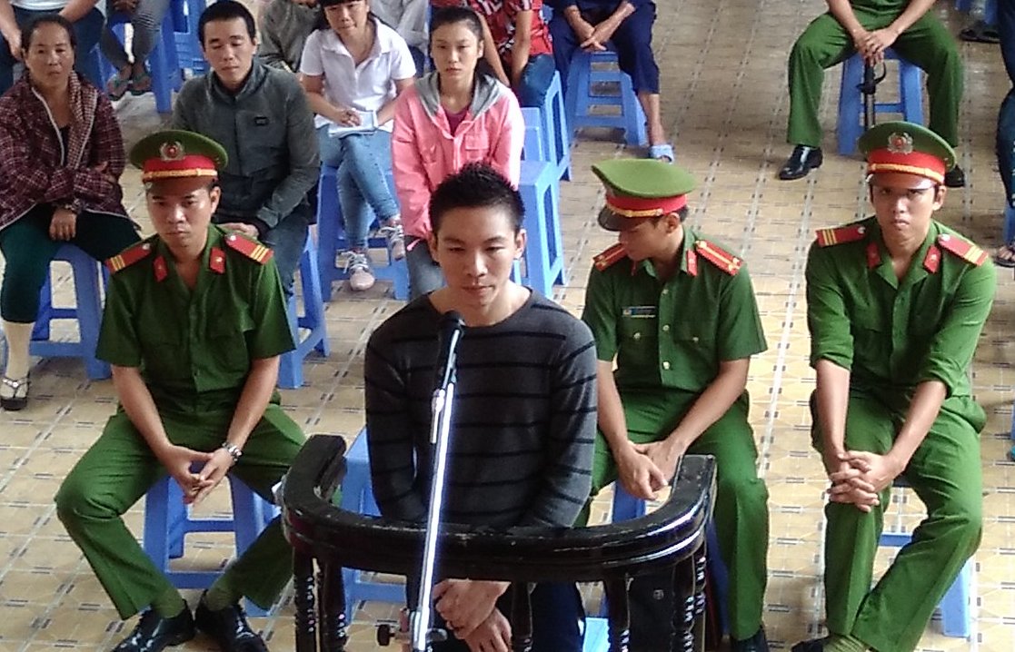 Hai lần xông vào bệnh viện để truy sát bệnh nhân