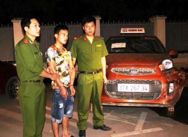 Đâm chết tài xế taxi, cướp tài sản rồi trốn vào TP HCM