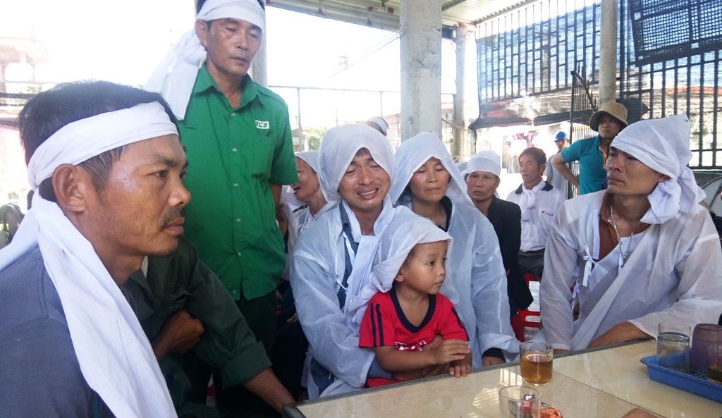 Vụ sản phụ tử vong ở Quảng Bình: Tạm đình chỉ kíp mổ