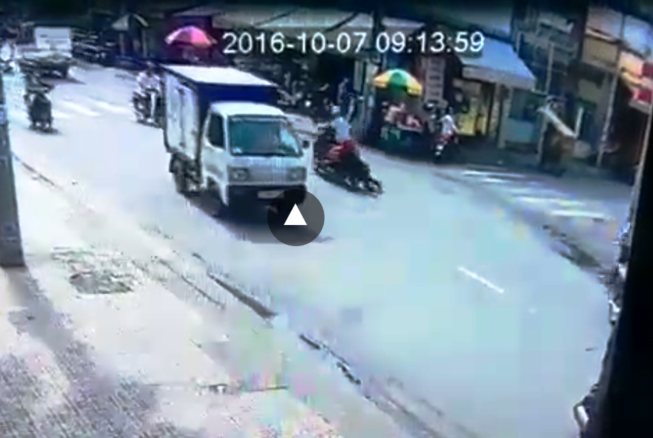 Hình ảnh cô gái trẻ bị cướp kéo lê trên đường gây phẫn nộ dư luận