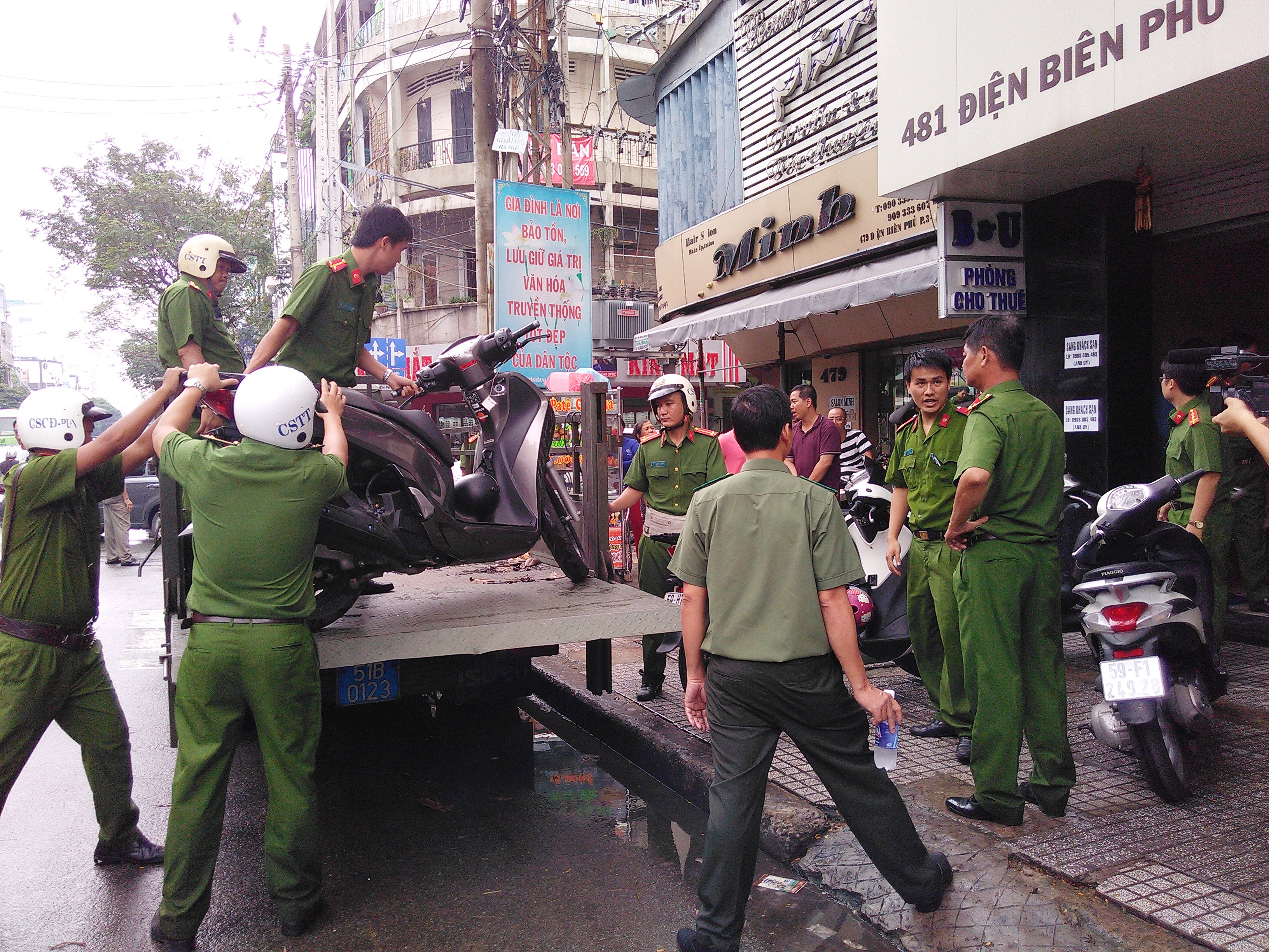 Cô chiêu, cậu ấm "phê" ma túy trong khách sạn ở quận 3