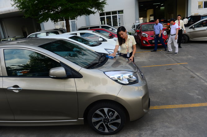 Người sắm xe chạy Uber lo lắng