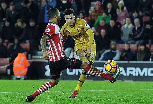...nhưng Dele Alli xuất sắc nhất với cú đúp trong trận