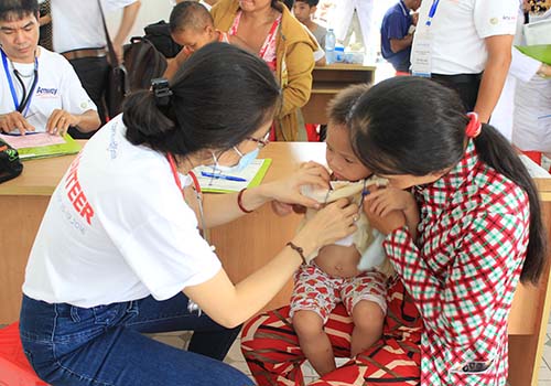 Gần 100 trẻ phẫu thuật  hở hàm ếch