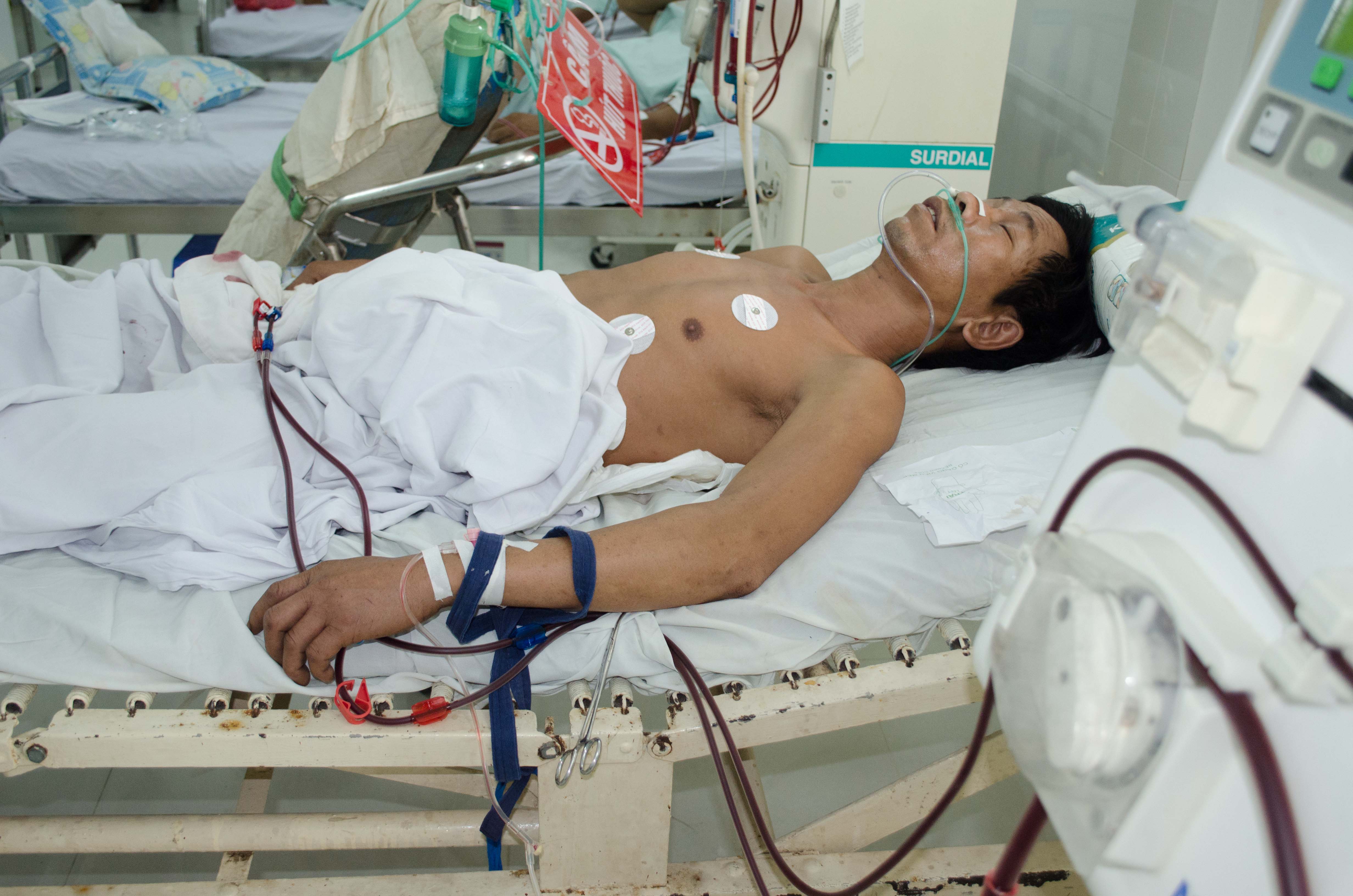 3 người bị ngộ độc do ăn bọ rầy rang, 1 người đã tử vong
