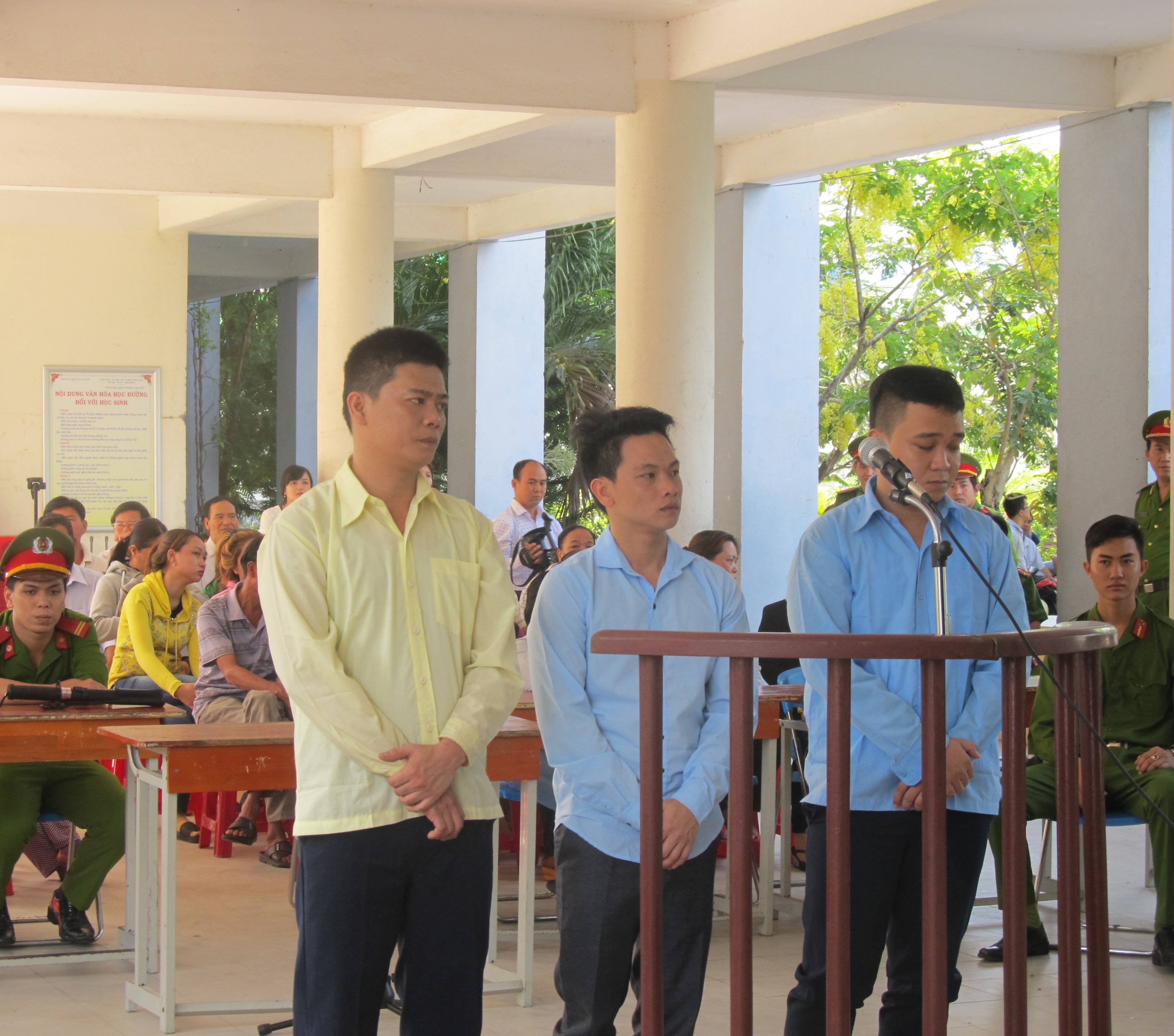 Chủ quán nước mía đánh chết khách lãnh 18 năm tù