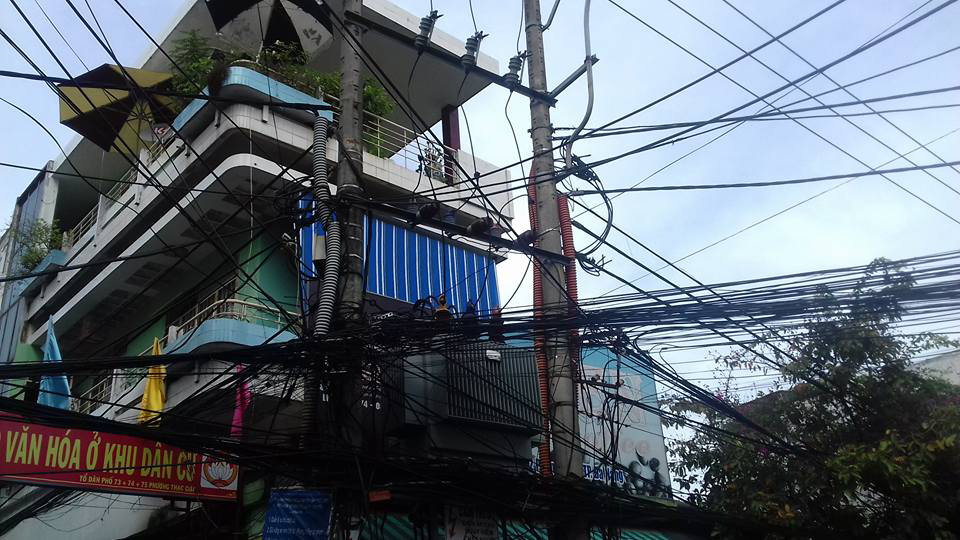 “Ma trận” dây điện, dây cáp gây lo lắng