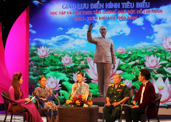 Học Bác từ điều giản dị nhất