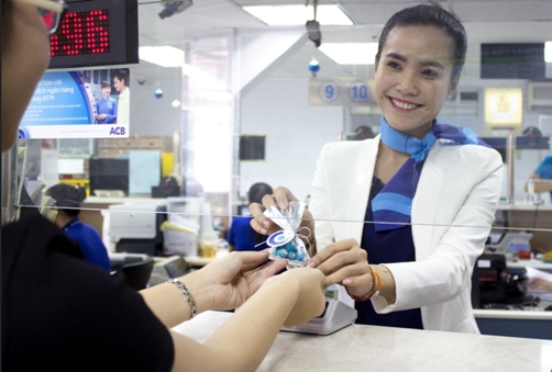 ACB vượt 50% chỉ tiêu lợi nhuận năm 2016