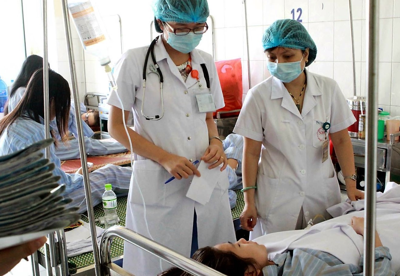 Ngập rượu bia, người Việt hao gầy