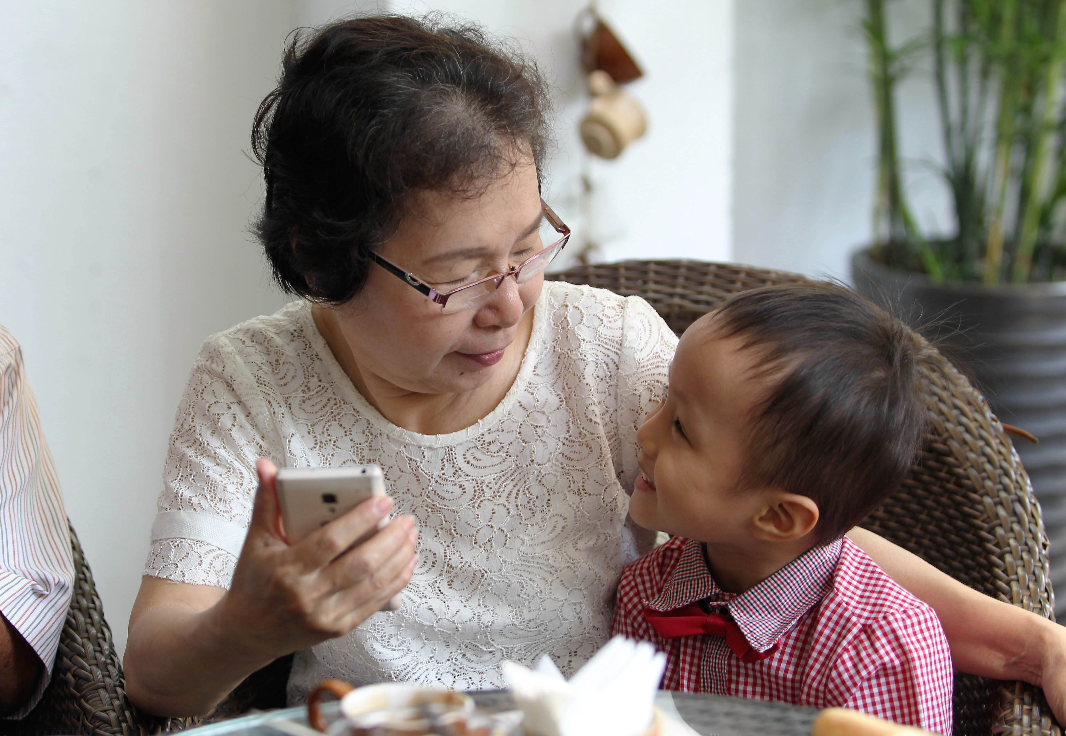 Vì sao bé không chịu nói?