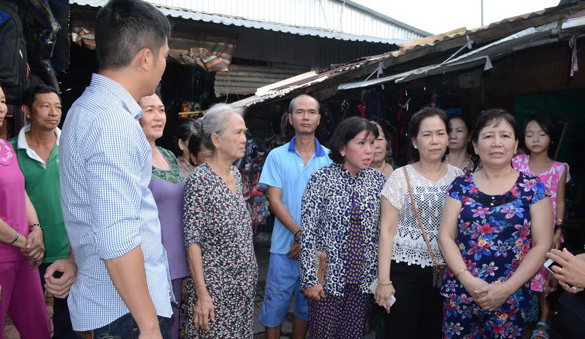 Dời chợ, tiểu thương cầu cứu