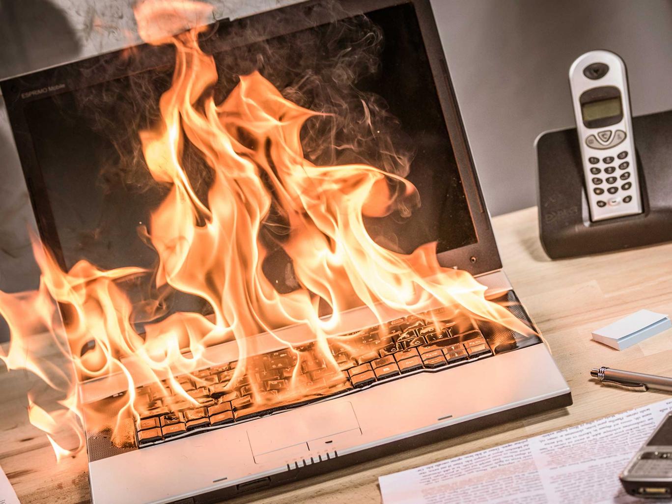 Công ty phá sản vì một lệnh xóa dữ liệu