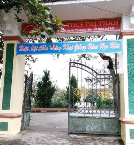 Học sinh lớp 8 cầm dao vào trường chém thầy bị thương