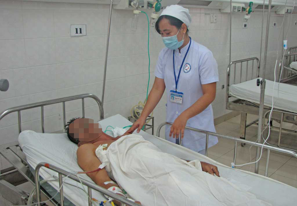 Long An: Bệnh nhân rách gan, thủng thận được cứu sống