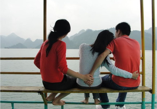 Phát hiện người yêu “bắt cá” 2 tay