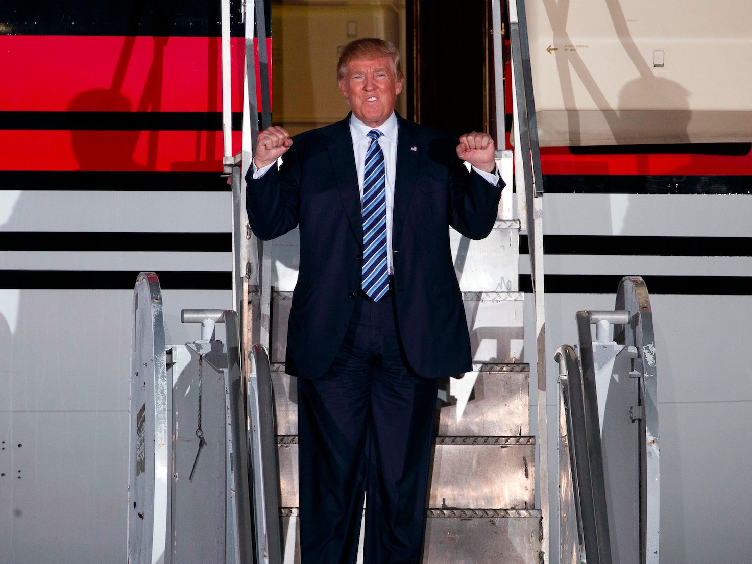 Ông Trump đòi hủy cuộc bầu cử