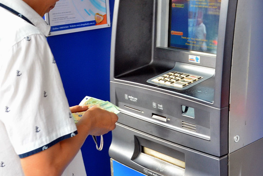 DongA Bank tạm ứng 129 triệu đồng bị mất cho chủ thẻ ATM