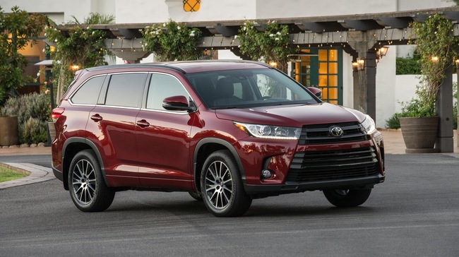 Chi tiết SUV gia đình Toyota Highlander 2017