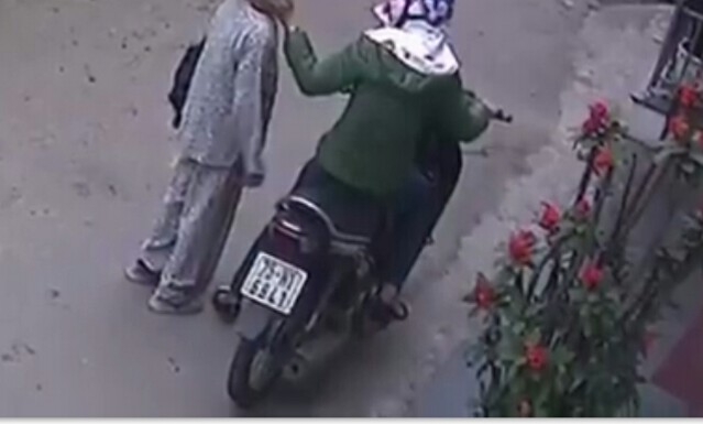 Đối tượng "thôi miên" cụ bà là có thật