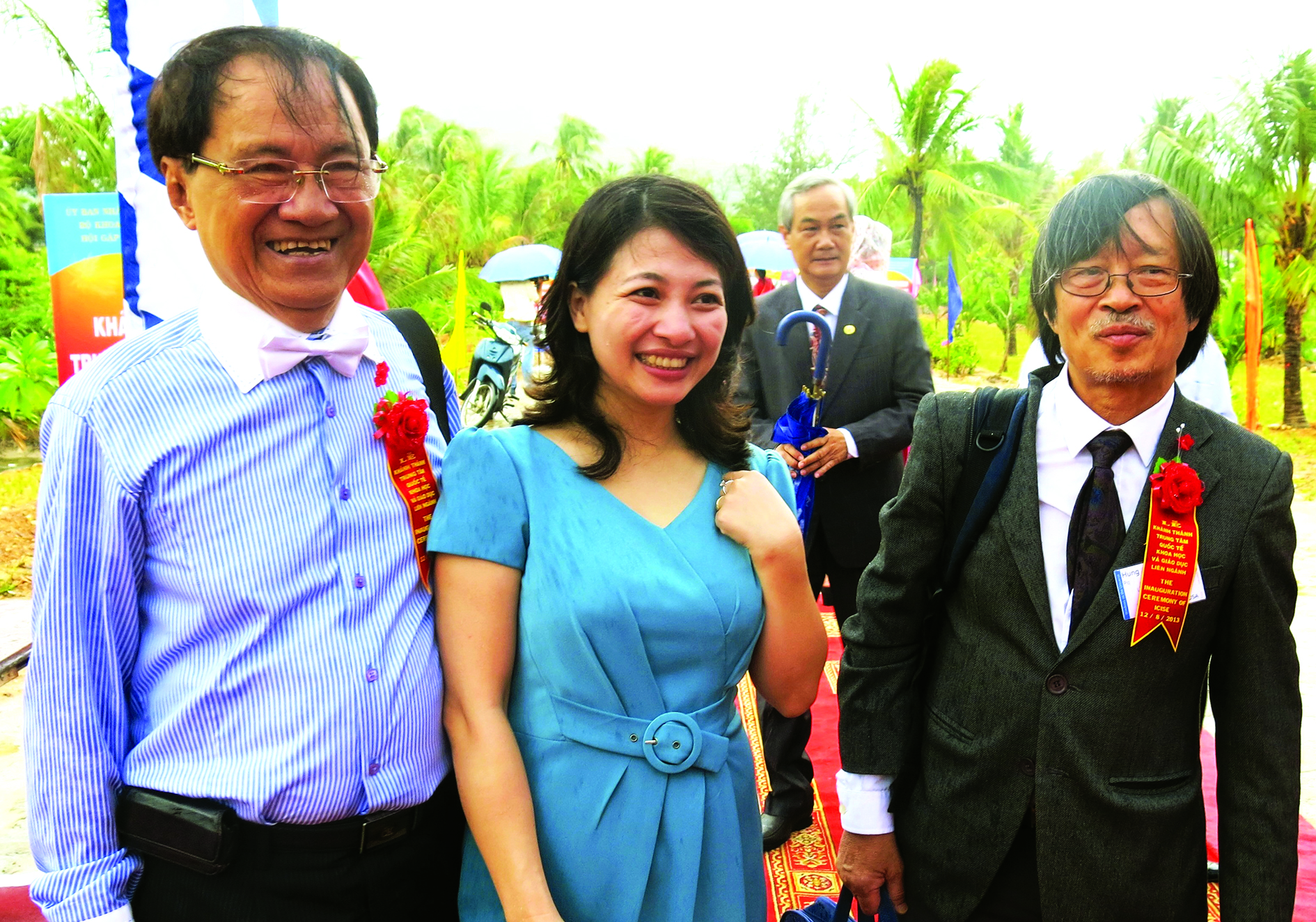 Người bắc cầu tri thức