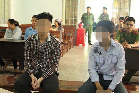 Vụ "cướp" bánh mì: Không cần tạm giam!