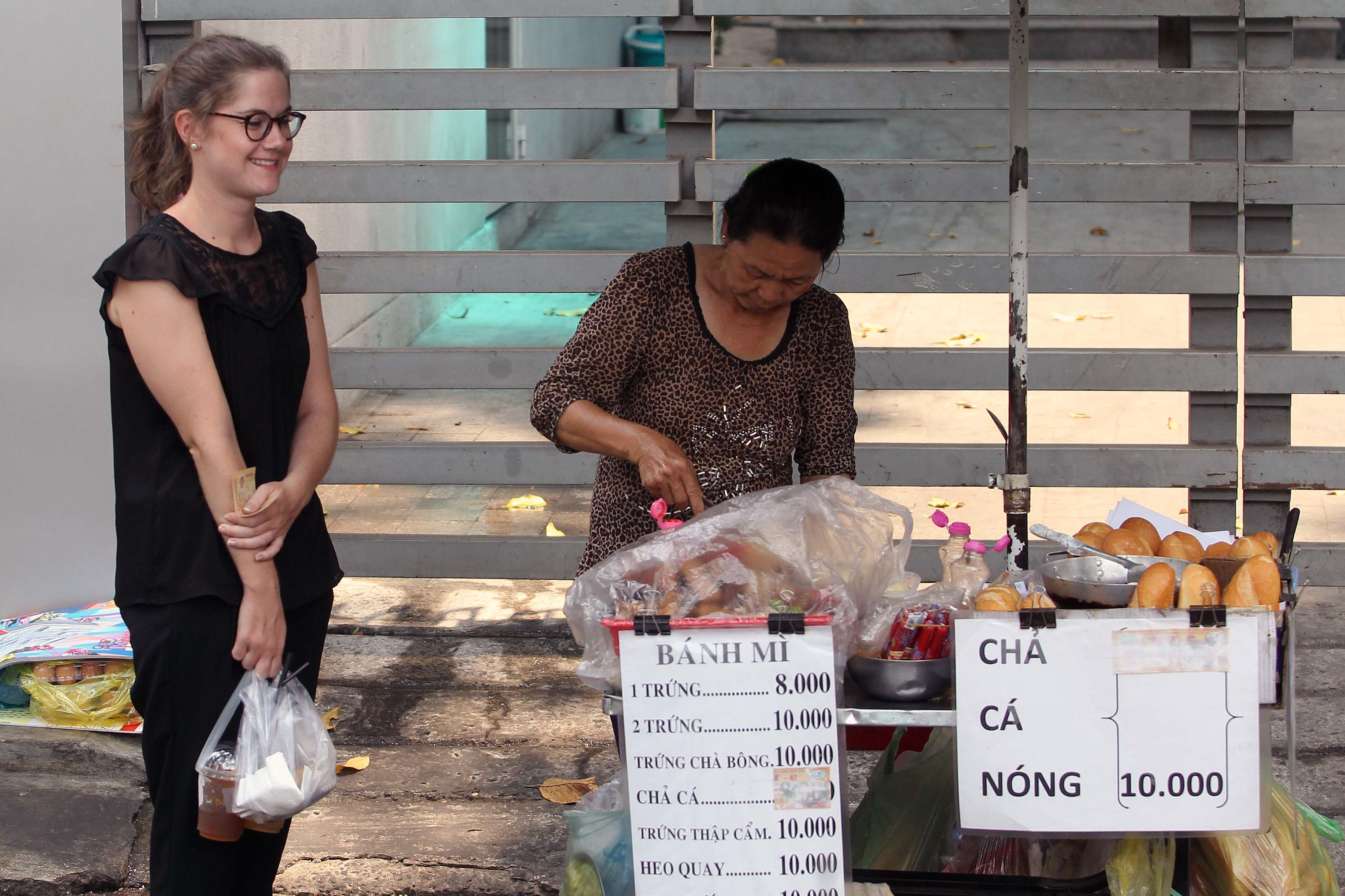 Bỏ quên “mỏ vàng” ẩm thực đường phố