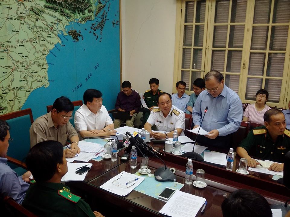 
&Ocirc;ng Ho&agrave;ng Văn Thắng cho rằng cơn b&atilde;o số 7 diễn biến rất phức tạp, nguy hiểm
