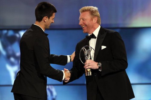 Boris Becker trao giải Laures cho học tr&ograve; Djokovic