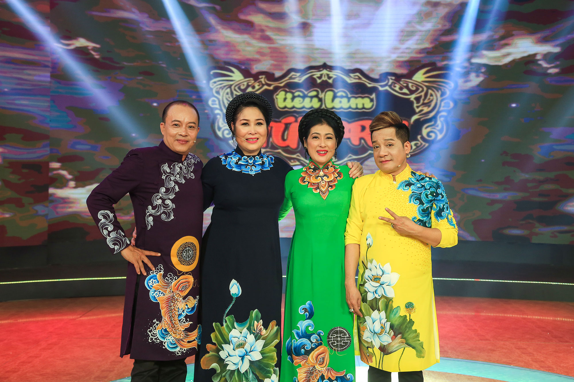 Hồng Vân táo bạo đưa kịch kinh dị vào "Tiếu lâm tứ trụ"
