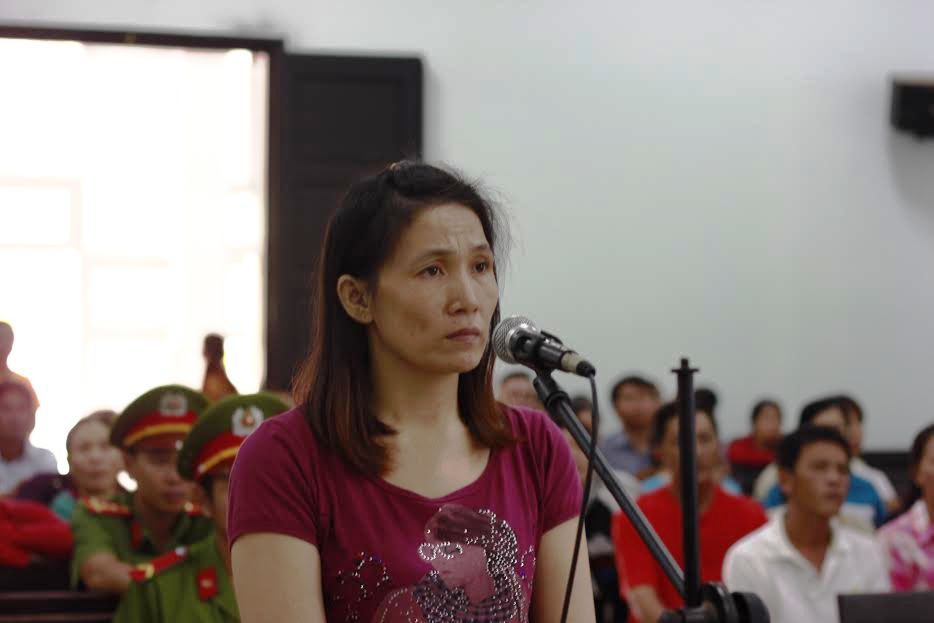 Đốt chồng đến chết vì tội... đòi nuôi bồ nhí